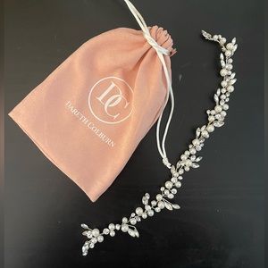 Dareth Colburn Emmy Pearl Hair Vine